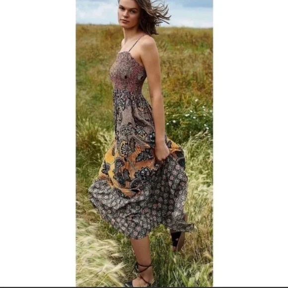 Floral Multicolor Maxi Dress - Picture 2 of 4